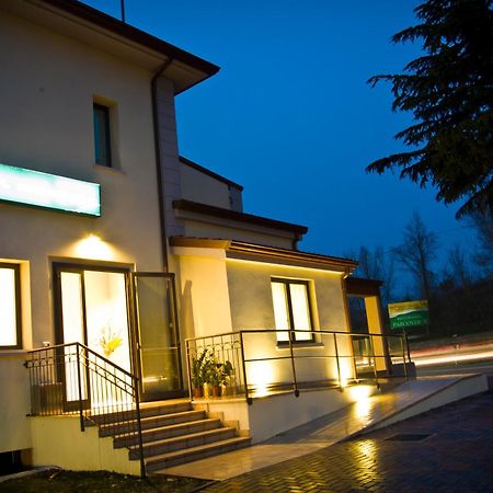 Hotel Main Street Cerasolo Zewnętrze zdjęcie