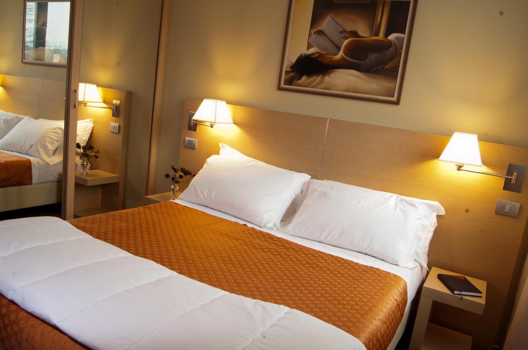 Hotel Main Street Cerasolo Zewnętrze zdjęcie