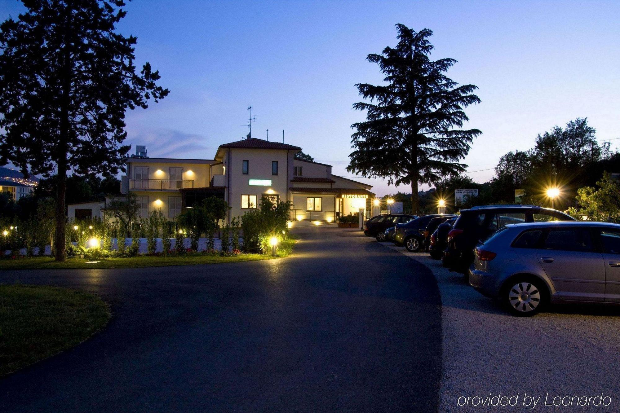 Hotel Main Street Cerasolo Zewnętrze zdjęcie