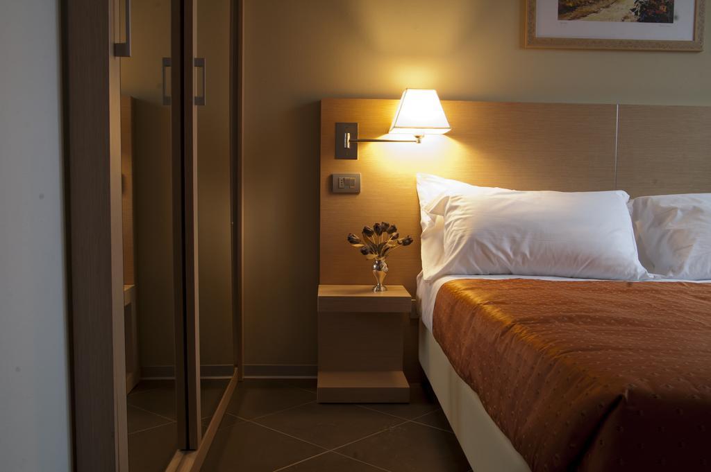 Hotel Main Street Cerasolo Zewnętrze zdjęcie
